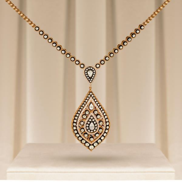 4.03 Karat Elmas Set